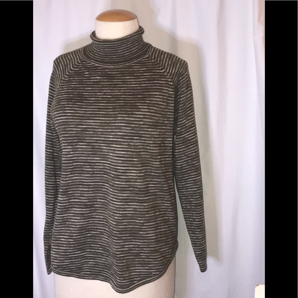 Jeanne Pierre striped turtleneck olive XXL